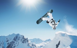 海星体育直播：宽师力挺熊皇，伯纳乌嘘声是名将的试炼之路