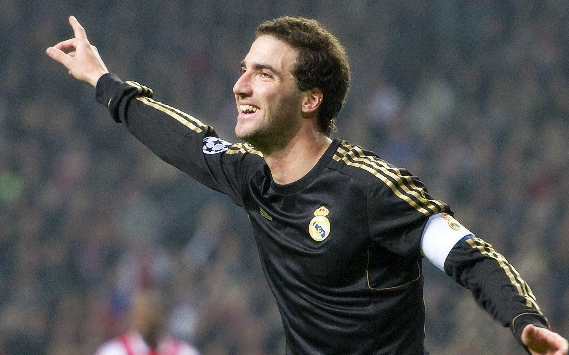 海星体育平台-印度11岁女孩瑜伽奇迹，脱离地心引力的超凡表演-第3张图片-海星体育_海星体育官网_海星体育直播平台